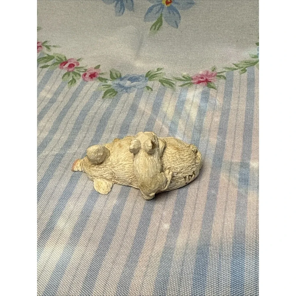 Mini Pig Figurine 1